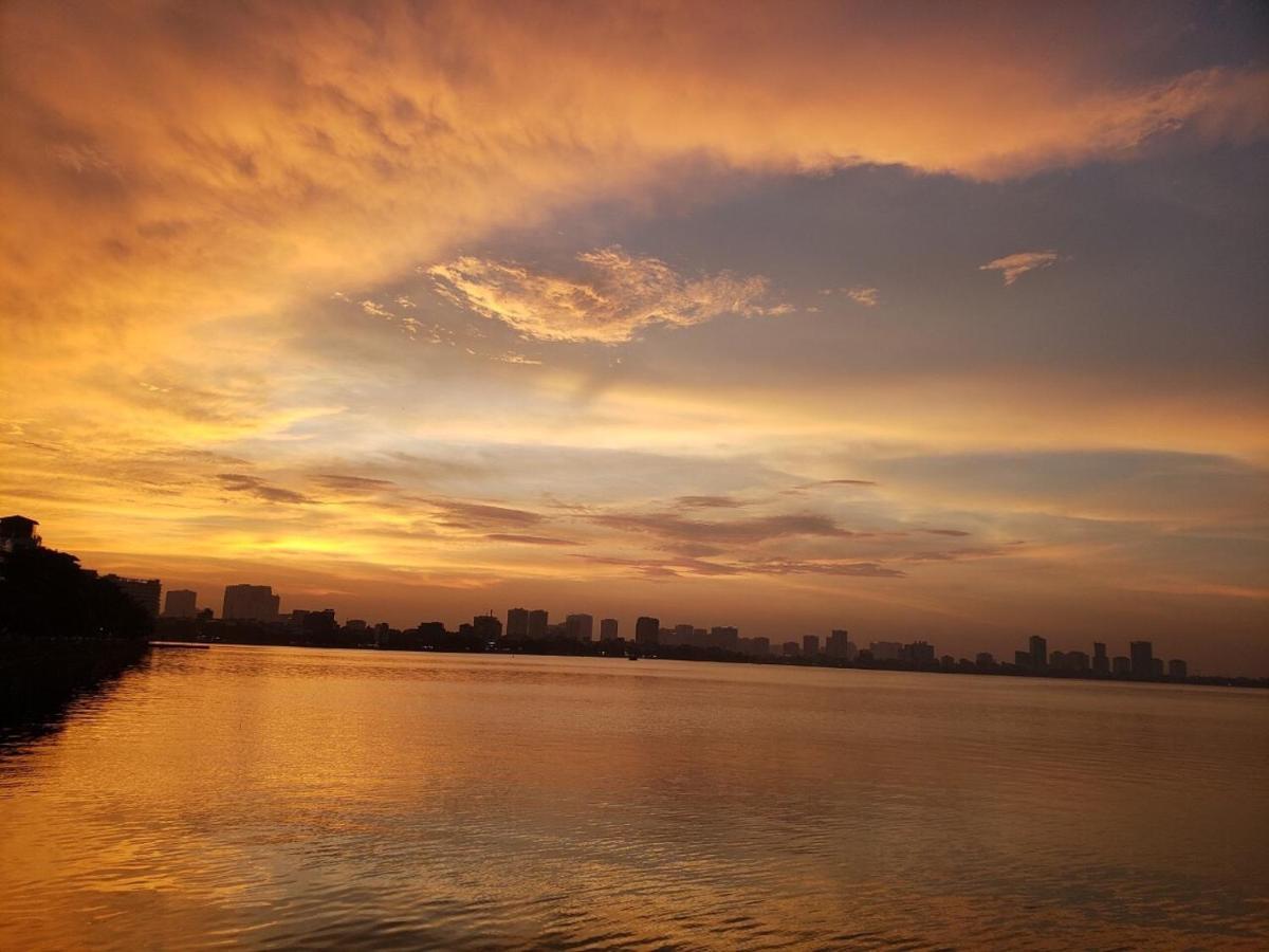 شقة هانوي  في Papahouse 0M To Westlake 5 Star View المظهر الخارجي الصورة